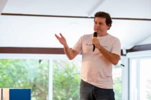 Joao Dalla professor do Google Partners